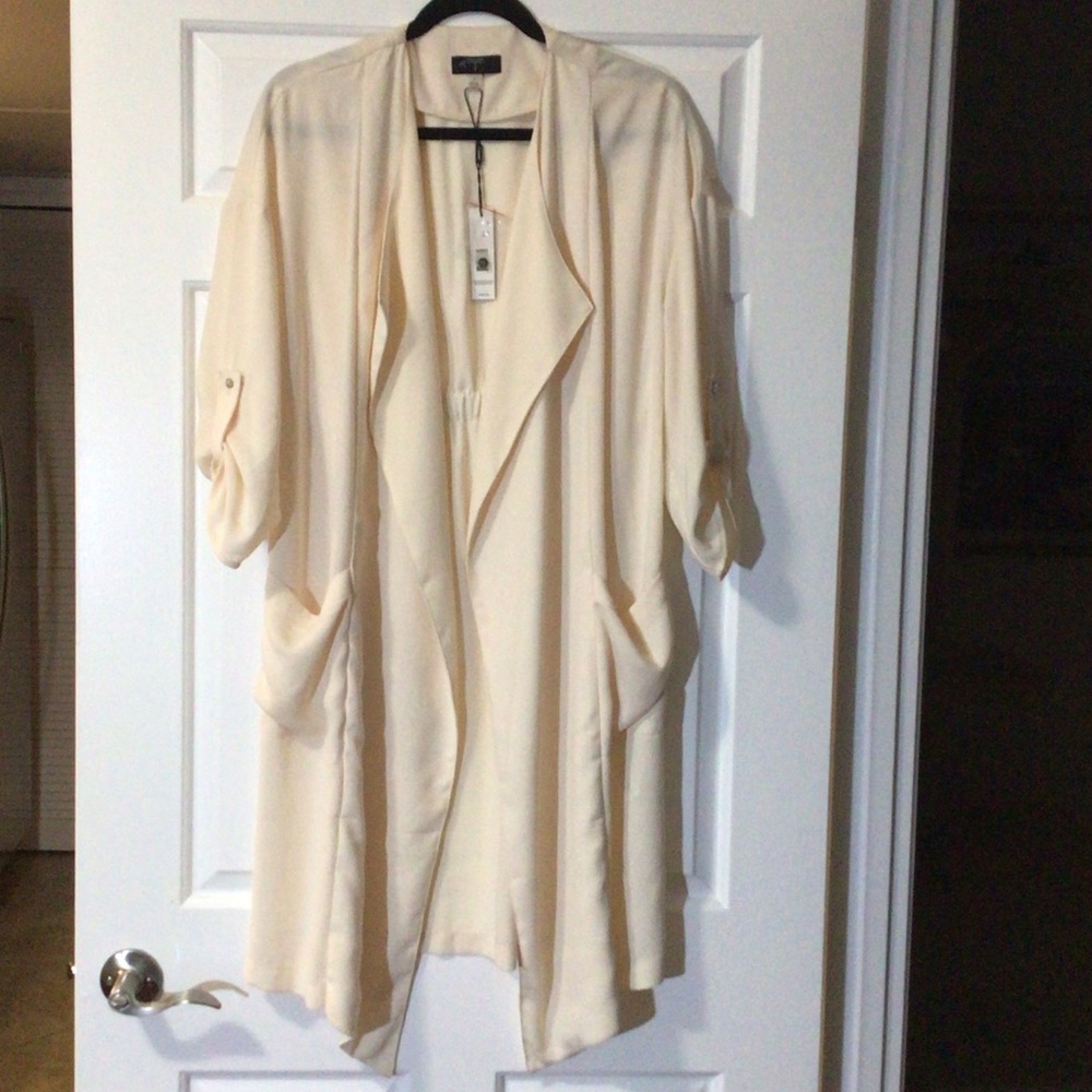 NWT Tahari Barely Beige Jacket/ Cardigan Midi Length. Size S